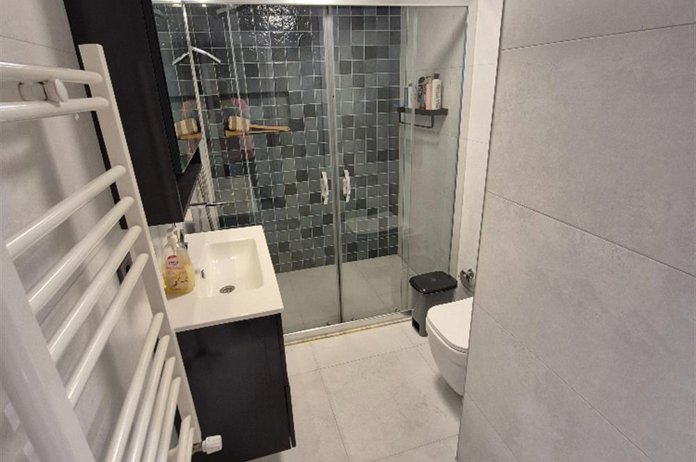 Kiralık 2+1 | Ara Kat | Lüks Tadilatlı | Karşıyaka Çarşı Yakını