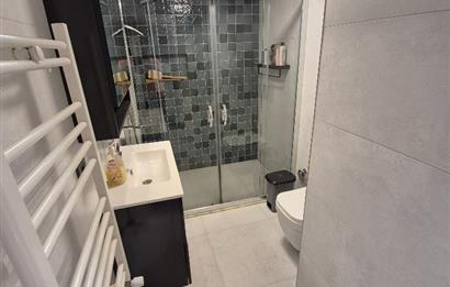 Kiralık 2+1 | Ara Kat | Lüks Tadilatlı | Karşıyaka Çarşı Yakını