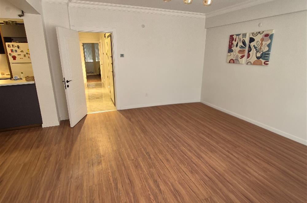 Kiralık 2+1 | Ara Kat | Lüks Tadilatlı | Karşıyaka Çarşı Yakını