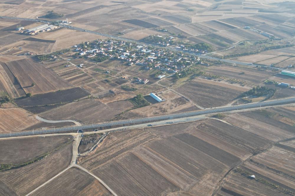 CENTURY 21 DOĞAN'DAN LÜLEBURGAZ YENİBEDİR KÖYÜ YATIRIMLIK ARAZİ