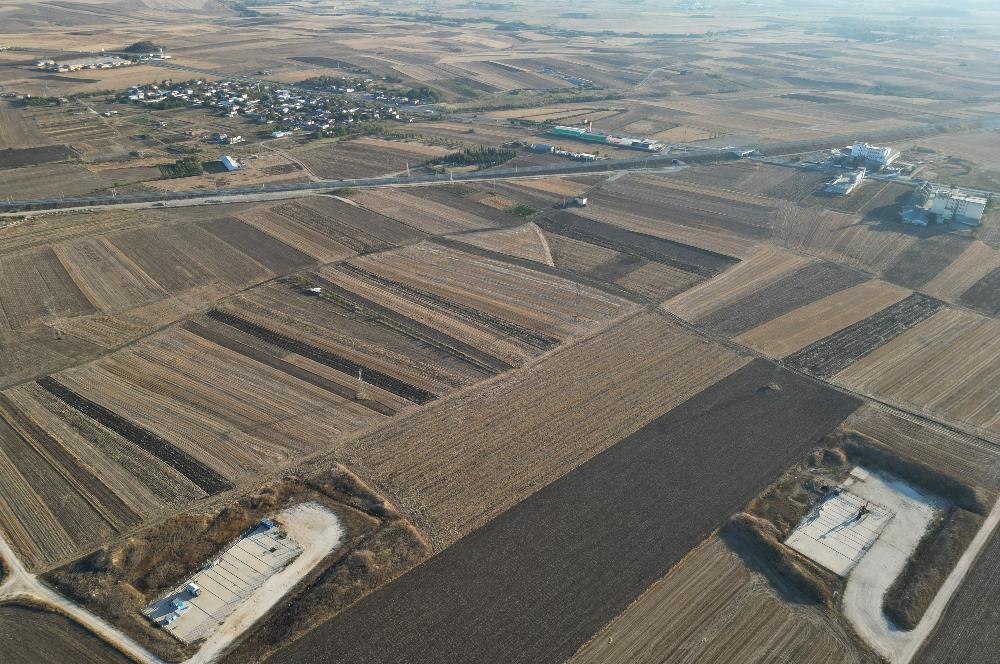 CENTURY 21 DOĞAN'DAN LÜLEBURGAZ YENİBEDİR KÖYÜ YATIRIMLIK ARAZİ