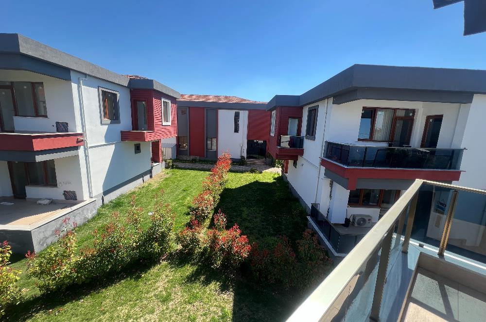 CENTURY 21 DOĞAN DAN KAVAKLIDA SİTE İÇİNDE SATILIK DUBLEKS VİLLA