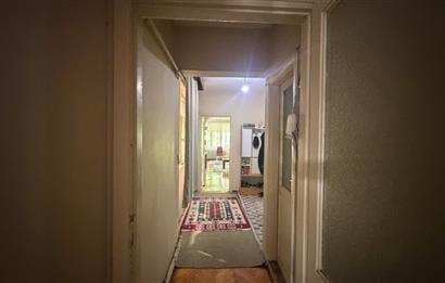 C21 İZ'den Ankara Caddesi Satılık 3+1  Ara kat Daire. 