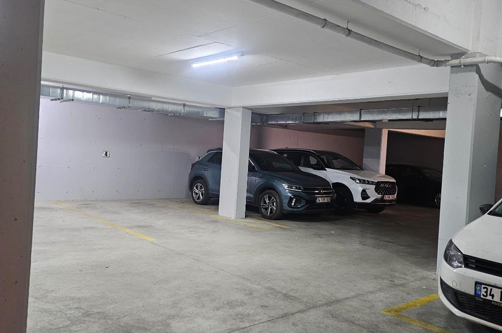 SUADİYE EMİN ALİ PAŞA CD Sİ 3+1 EBEVENY BANYOLU 110 M2 NET SATILIK DAİRE