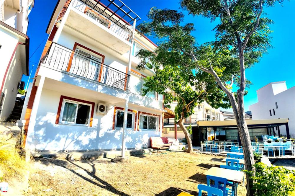 DATÇA CUMHURİYET MEYDANINDA YILLIK KİRALIK 2+1 EŞYALI DAİRE