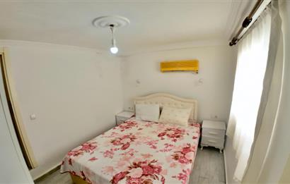 DATÇA CUMHURİYET MEYDANINDA YILLIK KİRALIK 2+1 EŞYALI DAİRE