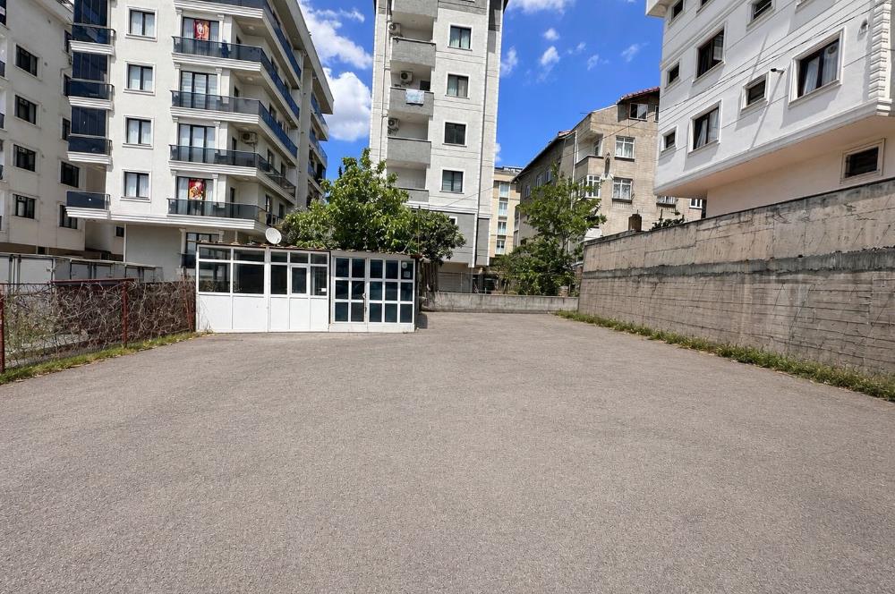 MALTEPE ZÜMRÜTEVLER E-5 ÜSTÜ 395m² TİCARİ KULLANIM KİRALIK ARSA