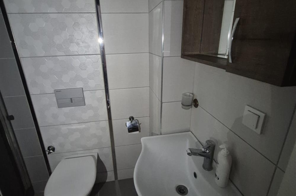 C21 BAL'DAN İZMİR YOLU DOĞTAŞ ARKASINDA EŞYALI 1+1 SATILIK DAİRE