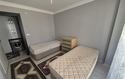 C21 BAL'DAN İZMİR YOLU DOĞTAŞ ARKASINDA EŞYALI 1+1 SATILIK DAİRE