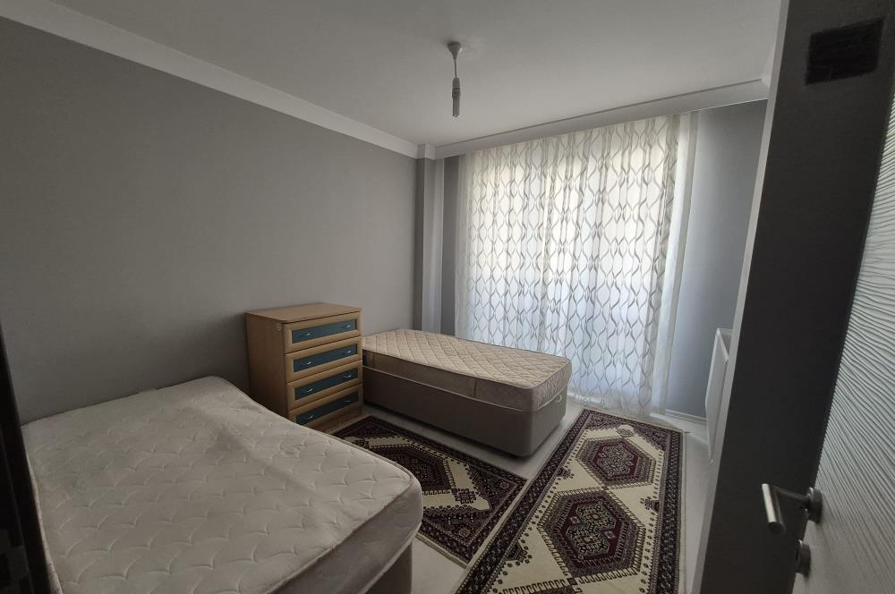 C21 BAL'DAN İZMİR YOLU DOĞTAŞ ARKASINDA EŞYALI 1+1 SATILIK DAİRE