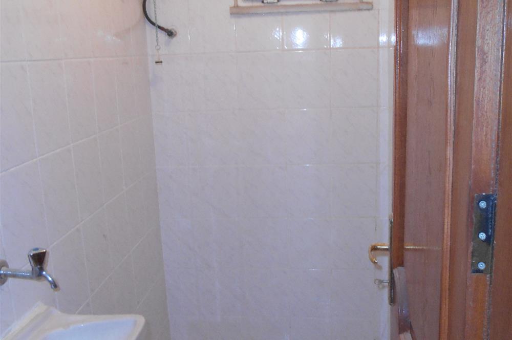 C 21 BAYAR dan KOŞUYOLU BARBAROS MAH de 5.KAT KELEPİR