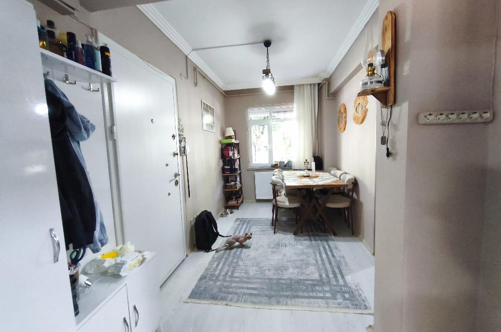 Suadiye'de Satılık 1+1 Giriş Kat Daire 