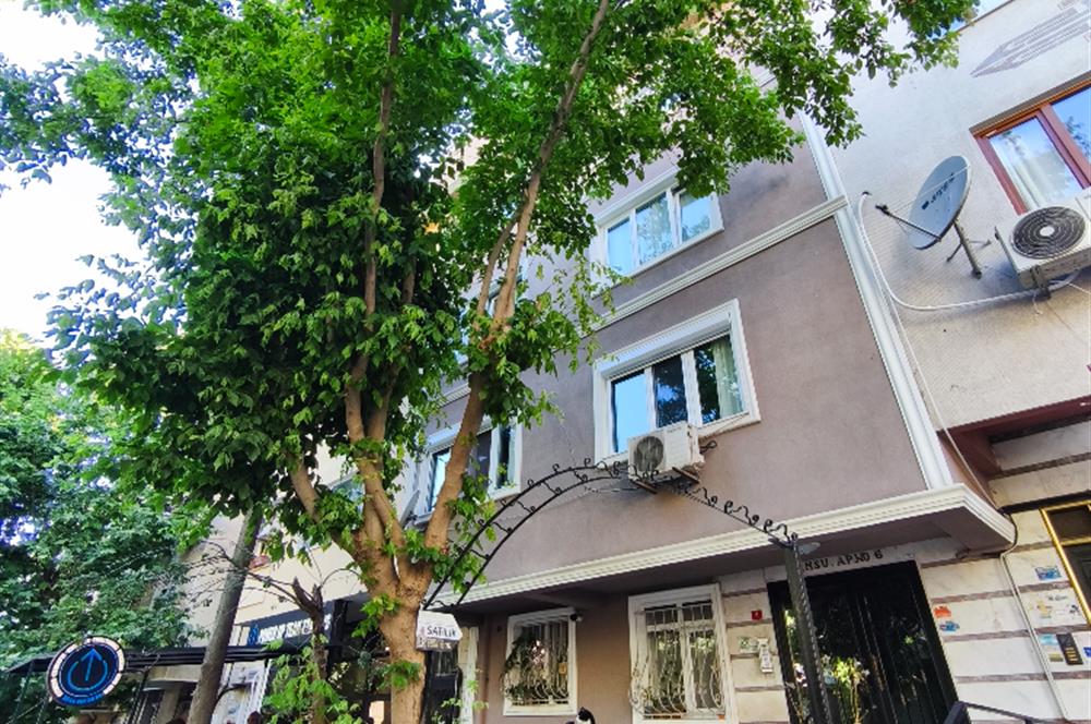 Suadiye'de Satılık 1+1 Giriş Kat Daire 
