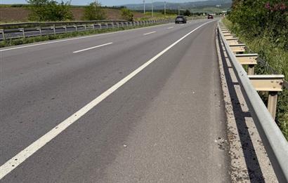 Century21 LOCA’dan SATILIK DEMİRKAPI YOL KENARI TARLA