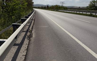Century21 LOCA’dan SATILIK DEMİRKAPI YOL KENARI TARLA