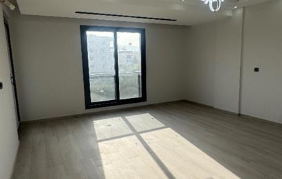Ergenekon mahallesinde site içerisinde satılık lüks daire