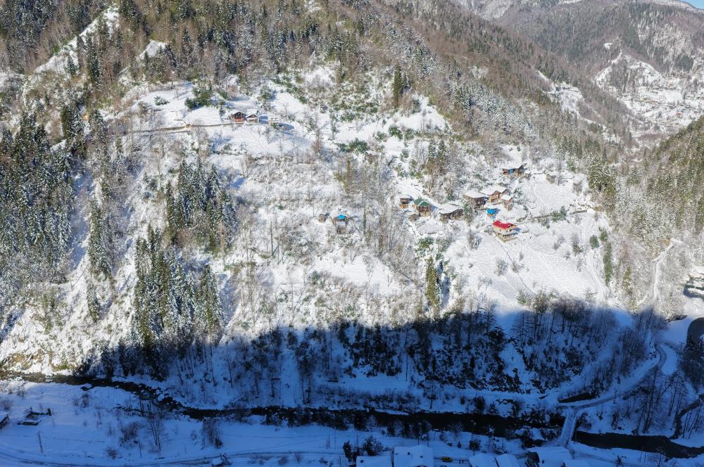 RİZE HEMŞİN KANTARLI KÖYÜN'DE 14544 M2 SATILIK TARLA