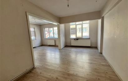 C21 BAL'dan DEVLET HASTANESI YAKINI KİRALIK GENİŞ 2+1 DAİRE