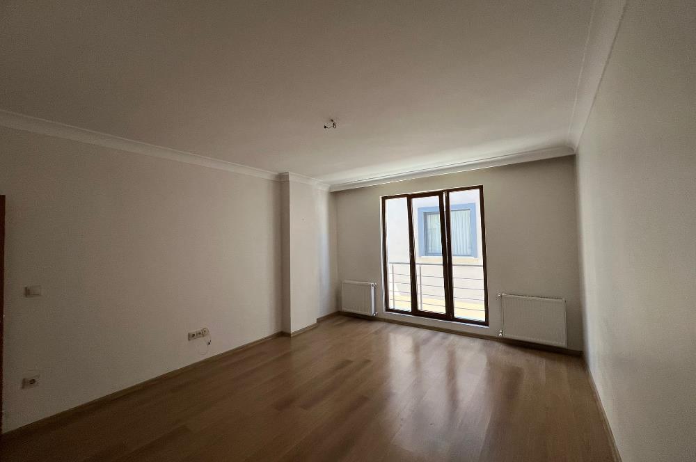 Çekmeköy Mimar Sinan'da 2+1 Satılık Daire