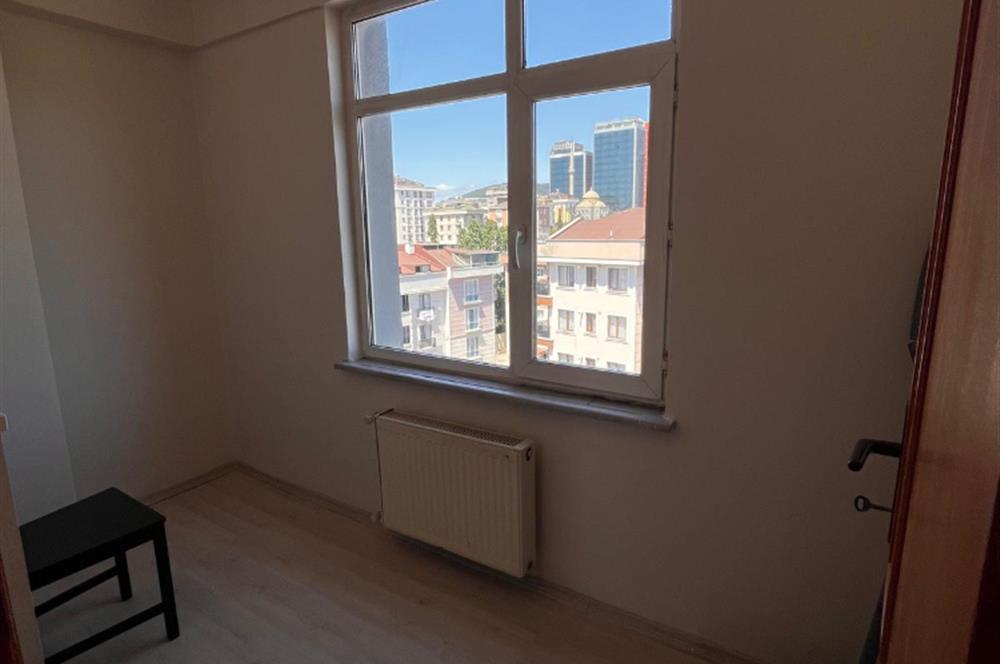 ALTAYÇEŞME'DE KİRALIK 3+1 90 M2 DAİRE