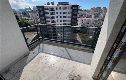 C21 UZMANDAN SOSYAL DONATILARI İLE ÖNE ÇIKAN SIFIR SATILIK DAİRE