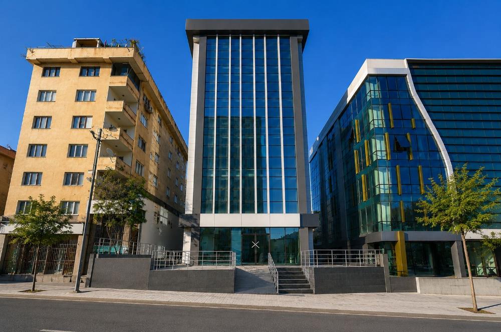 MALTEPE METRO YANI 9 KATLI 4.000m² İÇİ KOMPLE YAPILI HAZIR PLAZA