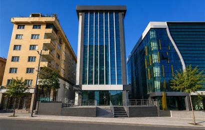 MALTEPE METRO YANI 9 KATLI 4.000m² İÇİ KOMPLE YAPILI HAZIR PLAZA