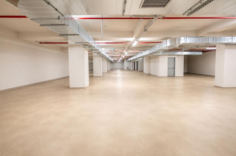 MALTEPE METRO YANI 9 KATLI 4.000m² İÇİ KOMPLE YAPILI HAZIR PLAZA