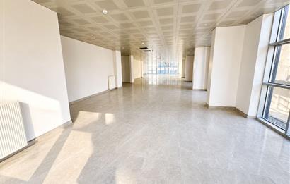 MALTEPE METRO YANI 9 KATLI 4.000m² İÇİ KOMPLE YAPILI HAZIR PLAZA