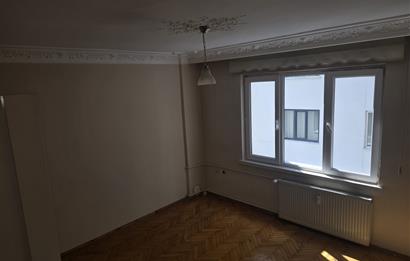 CENTURY21 PLUS'DAN YEŞİLYOL'DA SATILIK 3+1 DAİRE