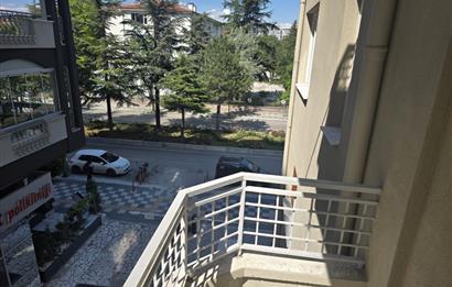 CENTURY21 PLUS'DAN YEŞİLYOL'DA SATILIK 3+1 DAİRE