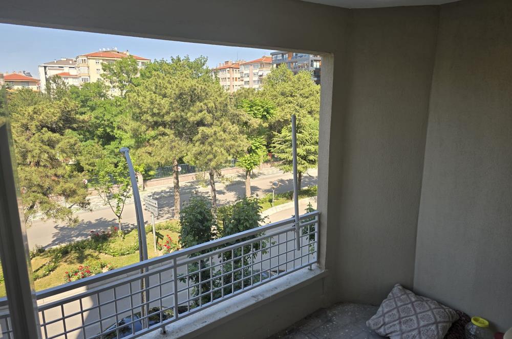 CENTURY21 PLUS'DAN YEŞİLYOL'DA SATILIK 3+1 DAİRE