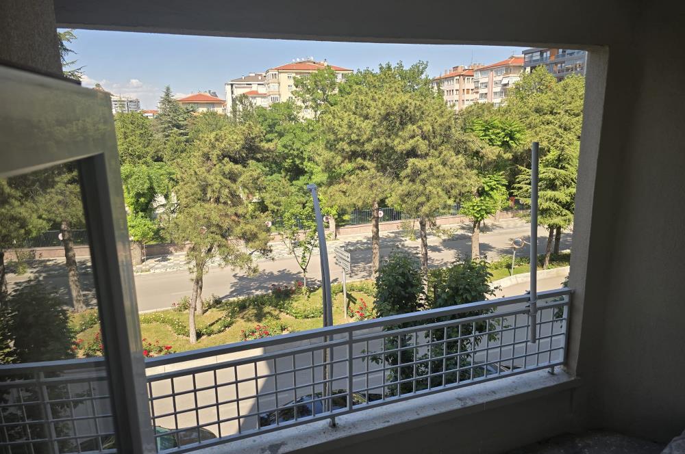 CENTURY21 PLUS'DAN YEŞİLYOL'DA SATILIK 3+1 DAİRE