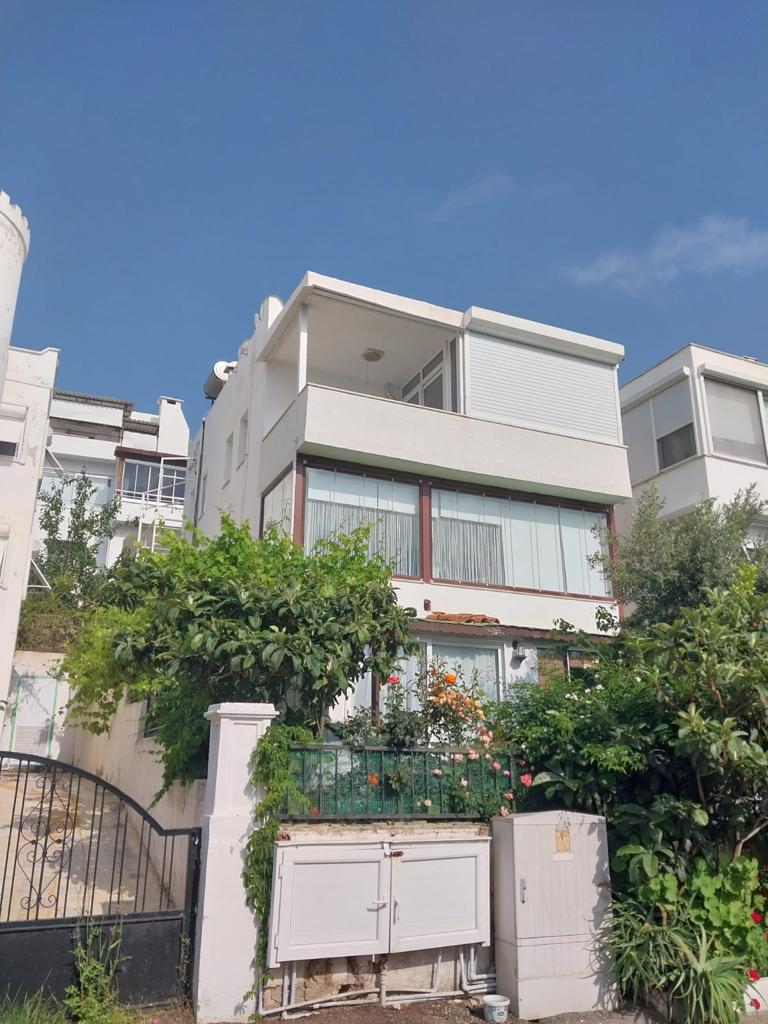 Bodrum Turgutreis Marina Manzaralı Kiralık Eşyalı Daire