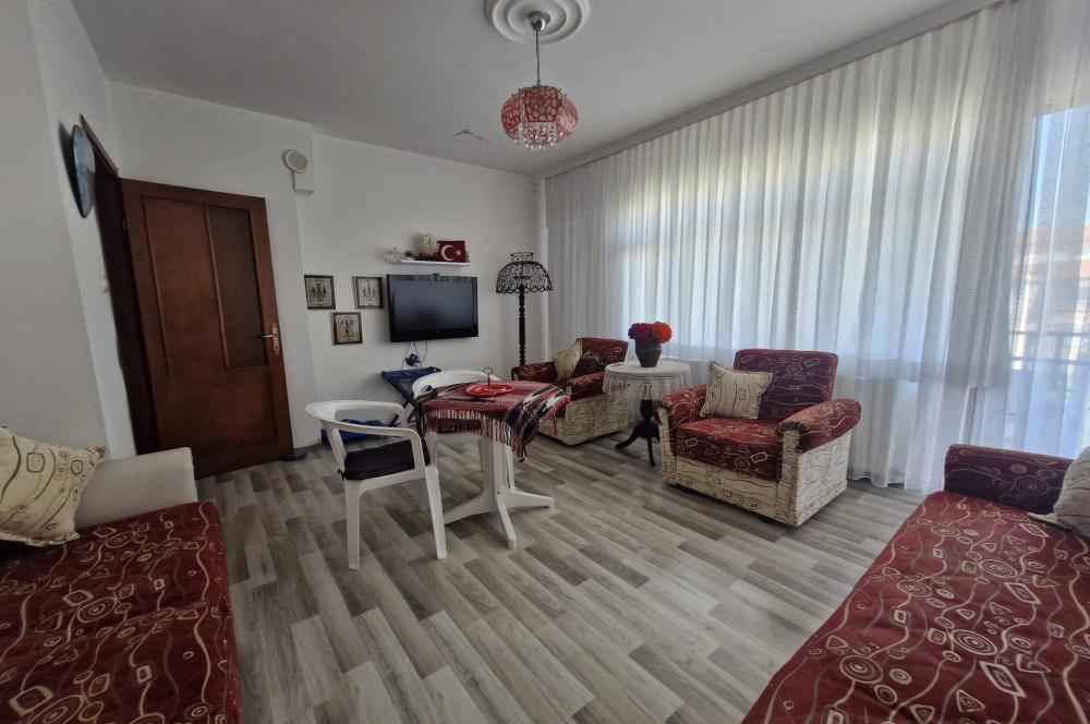 ÇINARCIK TAŞLİMAN DA DENİZE ADIM MESAFESİNDE MUHTEŞEM SATILIK 2+1 DAİRE