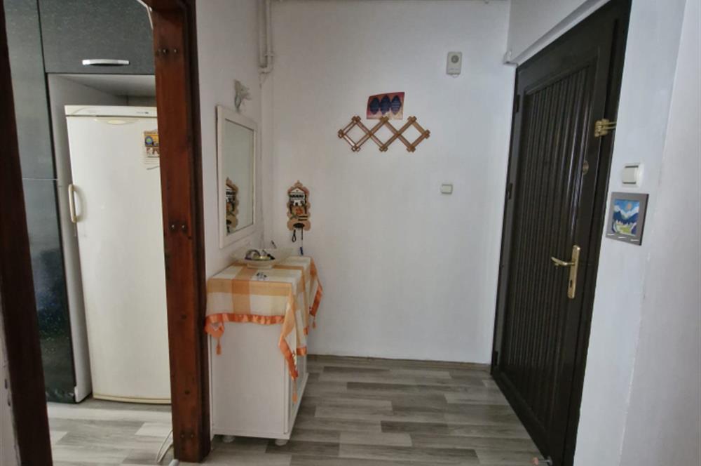 ÇINARCIK TAŞLİMAN DA DENİZE ADIM MESAFESİNDE MUHTEŞEM SATILIK 2+1 DAİRE