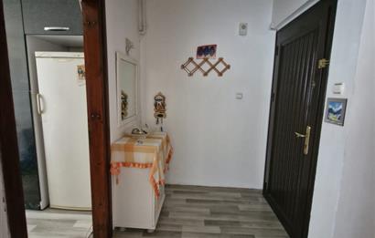 ÇINARCIK TAŞLİMAN DA DENİZE ADIM MESAFESİNDE MUHTEŞEM SATILIK 2+1 DAİRE