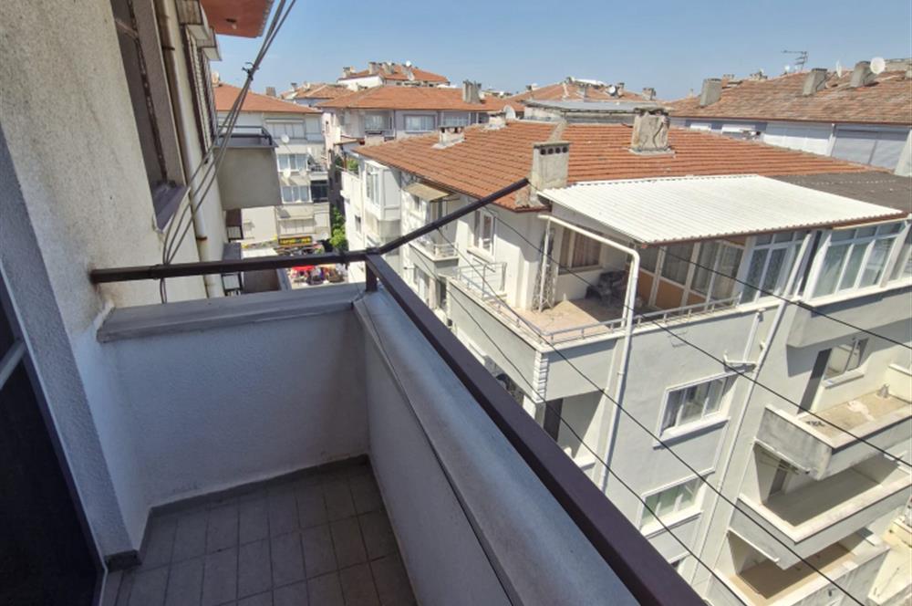 ÇINARCIK TAŞLİMAN DA DENİZE ADIM MESAFESİNDE MUHTEŞEM SATILIK 2+1 DAİRE