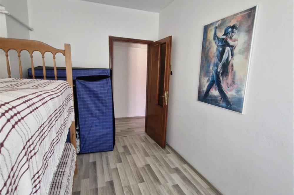 ÇINARCIK TAŞLİMAN DA DENİZE ADIM MESAFESİNDE MUHTEŞEM SATILIK 2+1 DAİRE