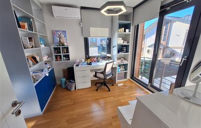 MERKEZ ZEKERİYAKÖY SİTESİNDE KİRALIK 3+1 BAHÇE KATI DAİRE