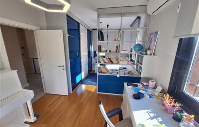 MERKEZ ZEKERİYAKÖY SİTESİNDE KİRALIK 3+1 BAHÇE KATI DAİRE