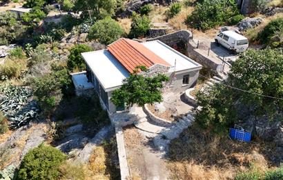 Dirmil'de Eşsiz Manzaralı, Tamamen Yenilenmiş Müstakil Villa