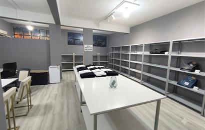 Bornova Çamdibi'nde Çift Cepheli, Hazır Kiracılı Satılık 120 m²