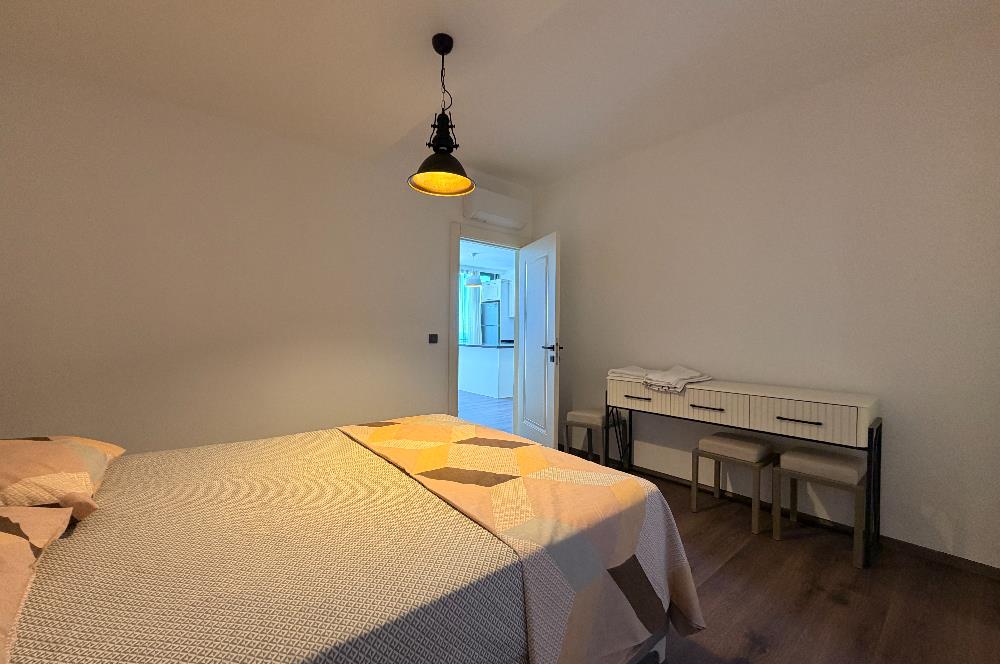 Gümüşlük Denize Sıfır Site İçerisinde Satılık 2+1 Daire