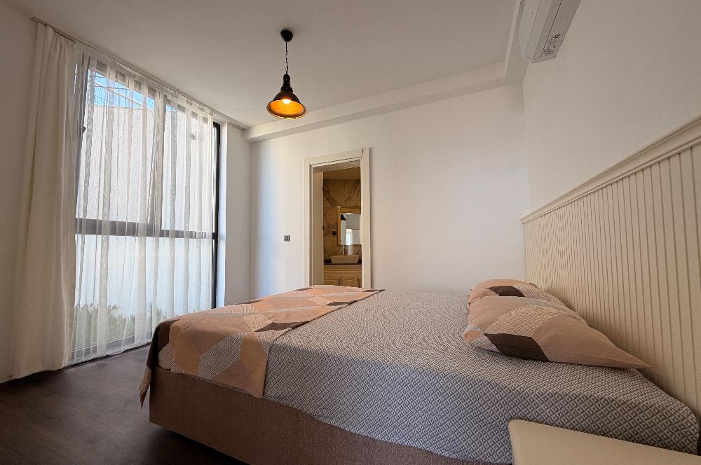 Gümüşlük Denize Sıfır Site İçerisinde Satılık 2+1 Daire