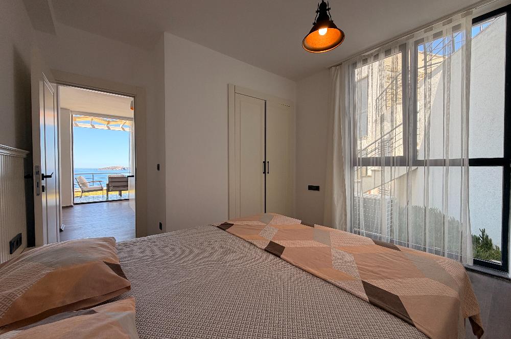 Gümüşlük Denize Sıfır Site İçerisinde Satılık 2+1 Daire