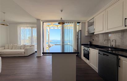 Gümüşlük Denize Sıfır Site İçerisinde Satılık 2+1 Daire