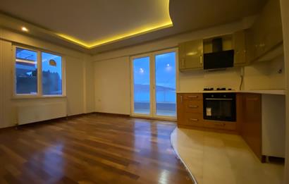 Serdivan'da Manzaralı 2+1 Kiralık Daire - C21 İZ
