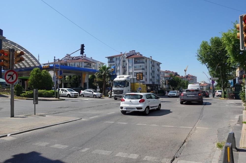 YAVUZTÜRK İŞLEK CADDEDE KÖŞE KONUMDA DEVREN KİRALIK BÖREKÇİ