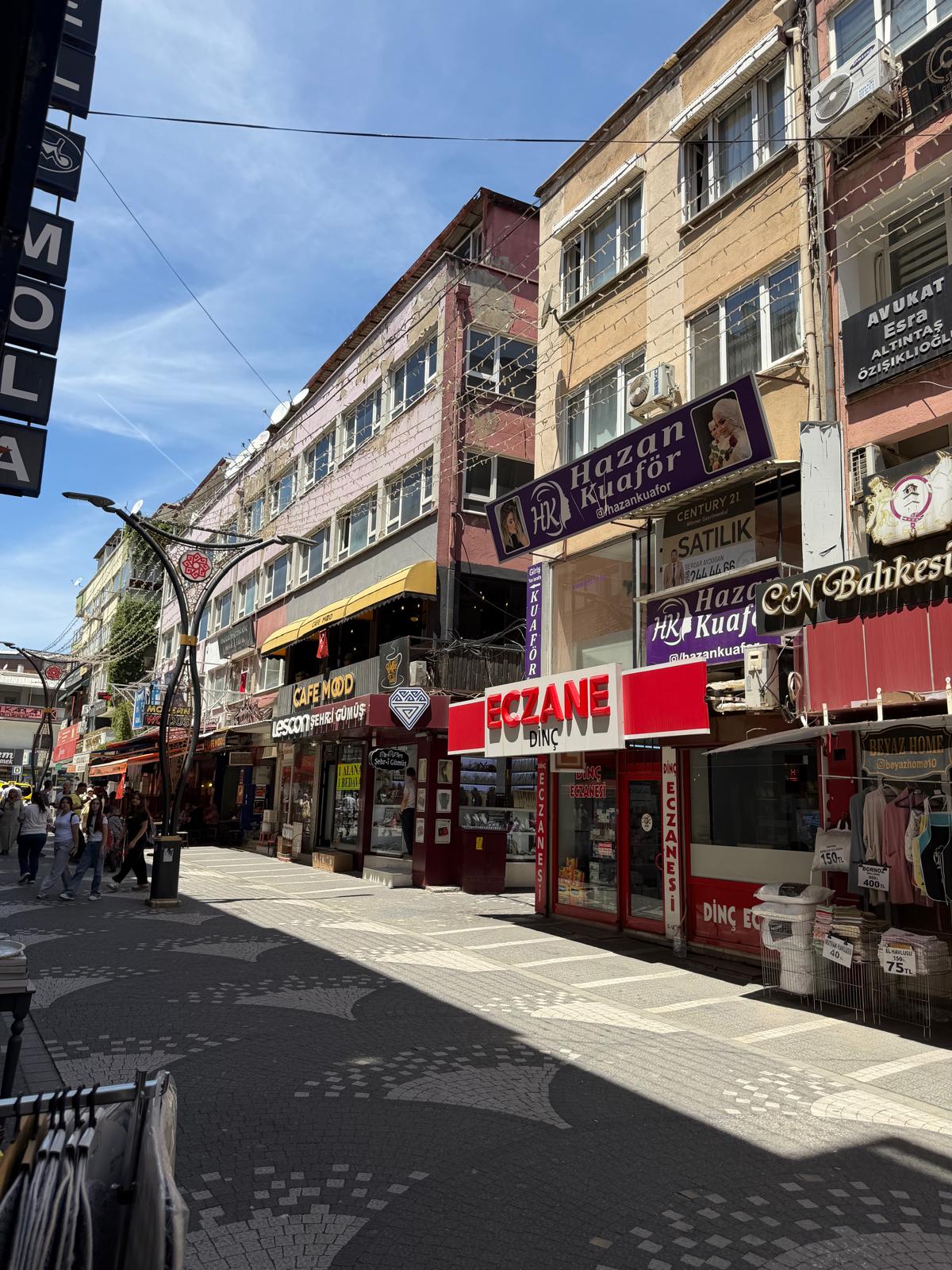 C21 WİNNER ÇARŞI MERKEZDE SATILIK DÜKKAN